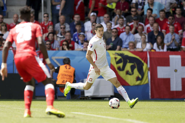 Poliak Robert Lewandowski