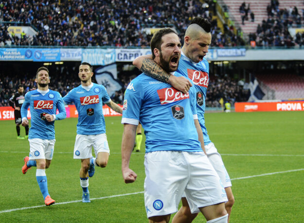 Gonzalo Higuaín bol v Neapole spoluhráčom Mareka Hamšíka.
