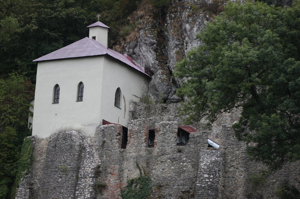 Skalka nad Váhom pri Trenčíne