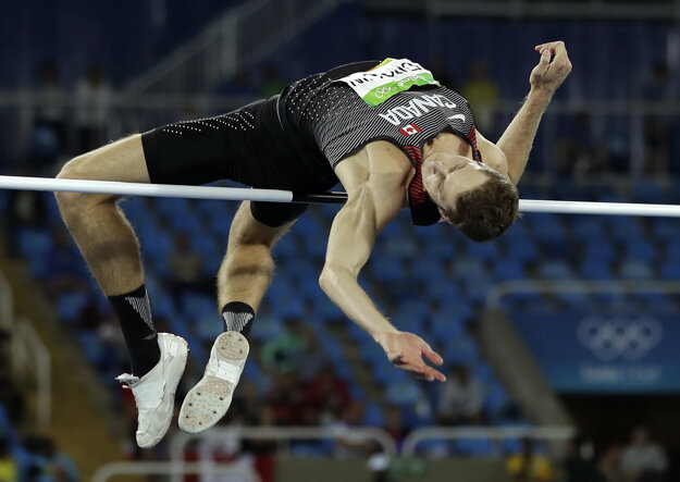 Derek Drouin získal pre rodnú krajinu historický úspech.