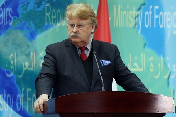 Predseda zahraničného výboru Elmar Brok.