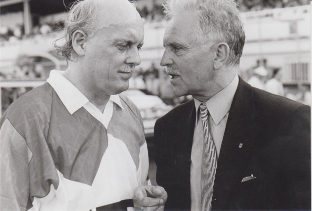 Legendárne duo. Jaroslav Pollák (vľavo) s nezabudnuteľným trénerom Jánom Zacharom.