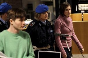 Amanda Knoxová na archívnej snímke spred troch rokov počas procesu v talianskej Perugii.
