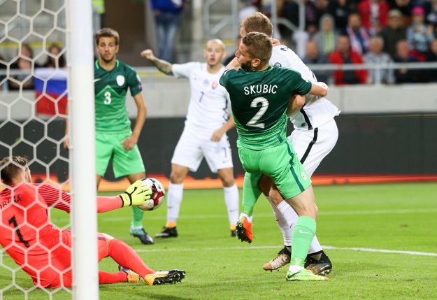 Jan Oblak zneškodnil v prvom polčase aj veľkú šancu Adama Nemca.