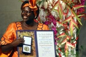 Laureátka Nobelovej ceny mieru Wangari Maathaiová.