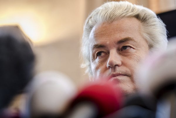 Holandský tajomník odstúpil z funkcie, rezort zľahčoval štatistiky kriminality azylantov