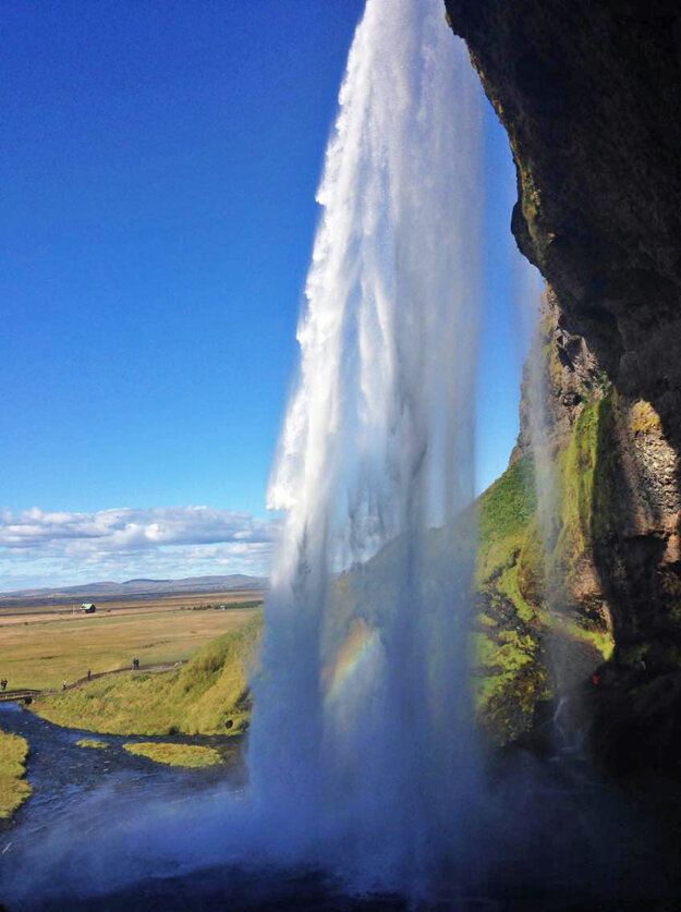 Sila vodopádu Seljalandsfoss