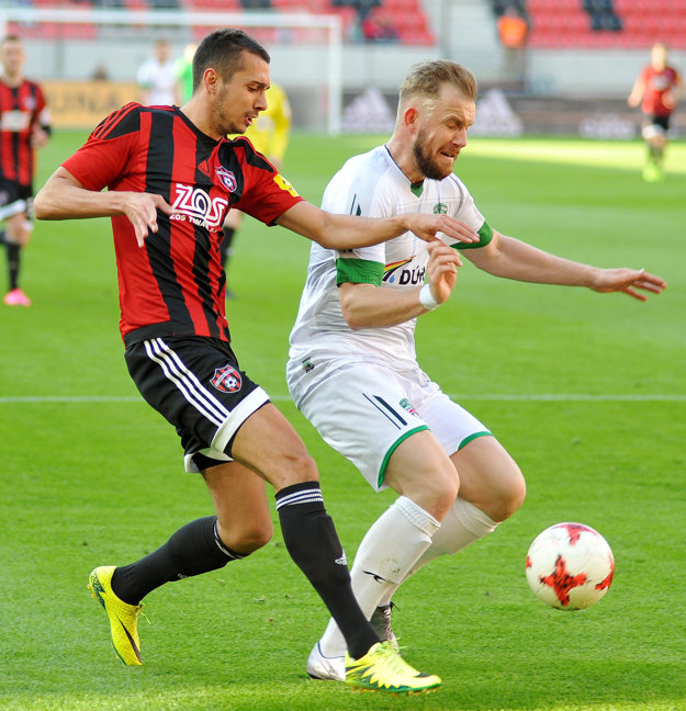 Juraj Hovančík (vpravo).