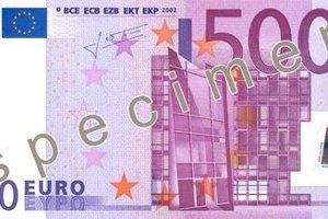 Ako vyzerá pravá? Pozrite sa na bankovku proti svetlu. Uvidíte okienko s portrétom a vodoznak, ako aj ochranný prúžok.