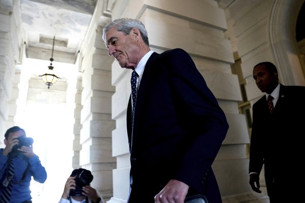 Mueller ukončil vyšetrovanie zásahov Ruska do volieb v USA