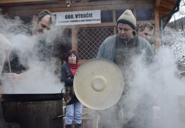 Fašiangy v Dolnej Porube.