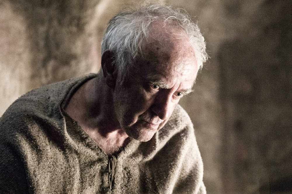 Jonathan Pryce ako High Sparrow, ktorý chce zbaviť kráľovstvo smilstva.