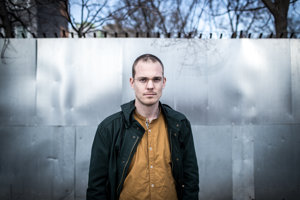 Režisér filmu Ostrým nožom Teodor Kuhn
