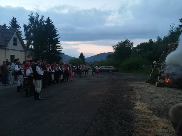 Večer patril hasičom a Jánskej vatre.