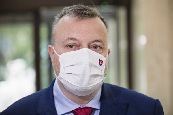 Pri minimálnej mzde podľa Krajniaka nechcú ustúpiť zamestnávatelia ani odborári