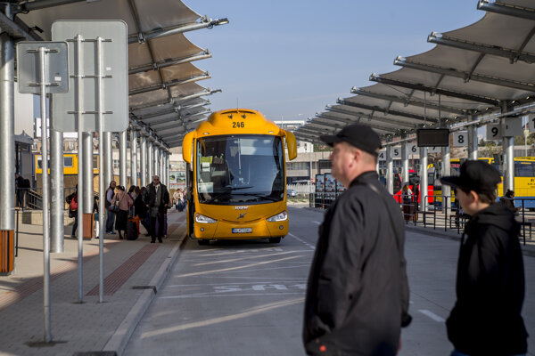 RegioJet ruší spoje z Bratislavy do Viedne, Slovak Lines jazdí ďalej