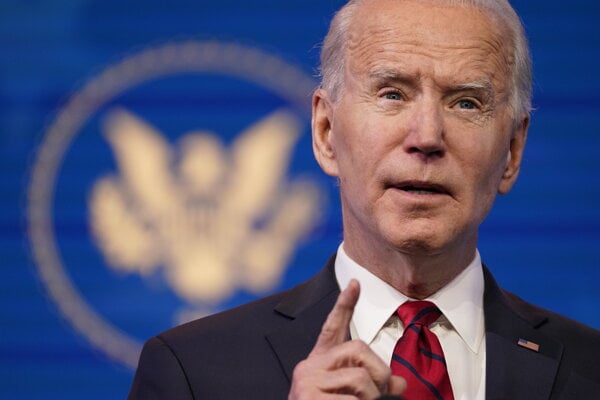 Biden využije zákon o obrannej výrobe na zvýšenie výroby vakcín