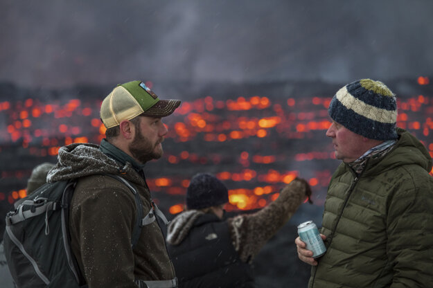 Erupcia sopky na polostrove Reykjanes.
