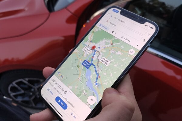 Google mapy odhadli časový rozdiel na oboch trás v rannej špičke na 19 minút.