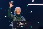 Etnologička a ochrankyňa prírody Jane Goodall reční počas prvého dňa festivalu Starmus.