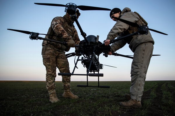 Ukrajinci dokážu ročne vyrobiť niekoľko miliónov dronov.
