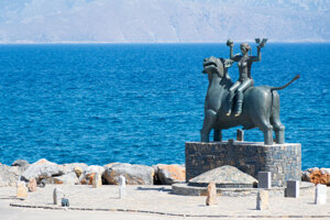 Agios Nikolaos socha Únos Európy