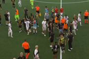 Hromadná potýčka po zápase BK Häcken - Spartak Trnava. 