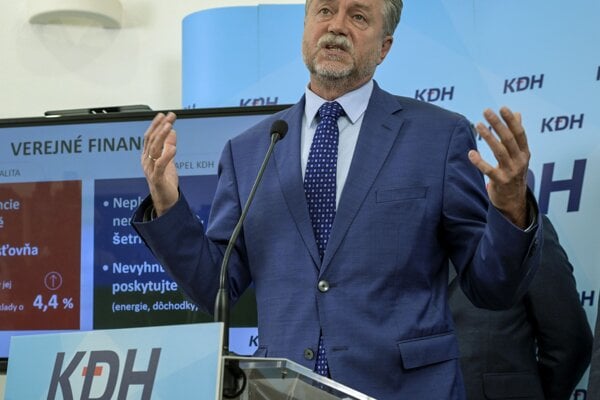 Jozef Hajko, poslanec a ekonomický expert kresťanských demokratov. 