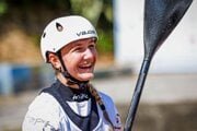 Vodná slalomárka Zara Záhorská, ktorá získala v kategórii K1 striebornú medailu počas EYOF.