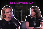 Neurovedkyňa Dominika Fričová a vedecká novinárka Denisa Prokopčáková v podcaste Brainstorming.