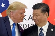 Čínsky líder Si Ťin-pching s prezidentom USA Donaldom Trumpom. 