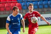 Miroslav Petko (vpravo) v drese Partizána Bardejov.