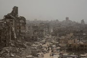 Zničené ulice v Pásme Gazy po izraelskom bombardovaní.