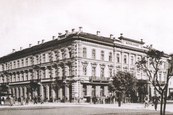Hotel Schalkház.