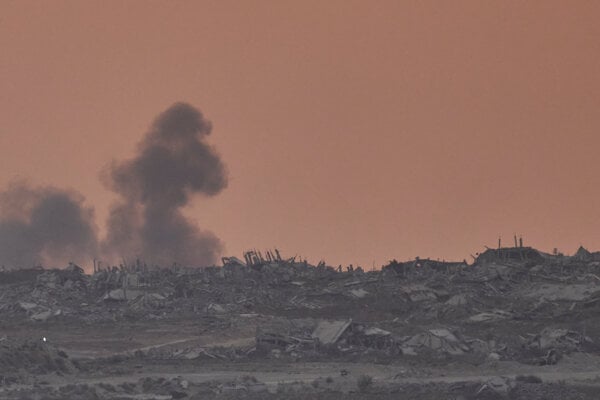 Izraelské bombardovanie Pásma Gazy.
