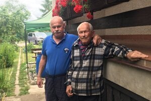 Juraj Šuna so synom Milanom, ktorý je tiež horským vodcom.