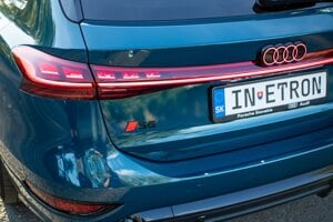 Audi S6 Avant e-tron
