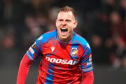 Skúsený český útočník Matěj Vydra v drese Viktorie Plzeň. 