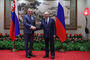 Premiér Robert Fico sa v Číne stretol s Vladimirom Putinom.