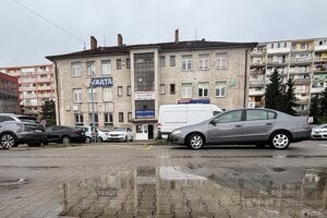 Posledná administratívna budova bývalej tehelne. 