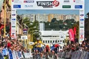 Paul Magnier  a Lukáš Kubiš vo finiši 2. etapy na Okolo Slovenska 2025