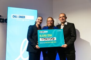 Tím PoxyMed zo Slovenskej akadémie vied vyvíja polyméry pre sofistikovanejšiu liečbu viacerých typov ochorení.