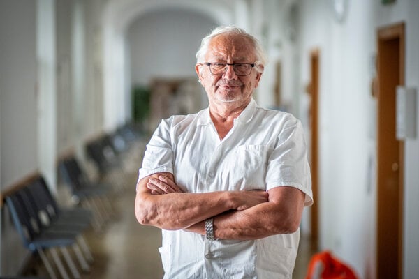 Onkológ Vladimír Bella.