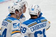 Dalibor Dvorský (vľavo) v prípravnom zápase St. Louis