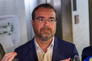 Poslanec Krajčí k hlasovaniu za novelu ústavy: Boh môže použiť zlých ľudí na dobré veci
