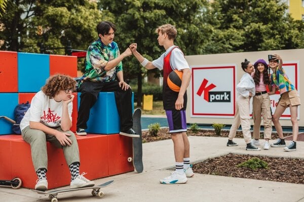 Moderné K Parky vyrastajú po celom Slovensku, najnovšie ho Kaufland otvoril v Humennom.