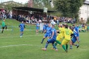 Susedské derby medzi Brezovicou a Zábiedovom pritiahlo krásnu divácku návštevu.