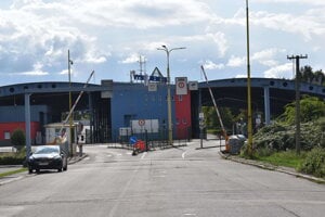 Cez hraničný priechod Vyšné Nemecké – Užhorod by po novom mali prejsť aj peší a cyklisti. 