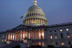 Republikáni a demokrati dohodu nenašli. V USA sa začal shutdown, úrady obmedzia svoje fungovanie