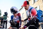 Viktória Chladoňová po časovke žien U23 na ME v cyklistike 2025.